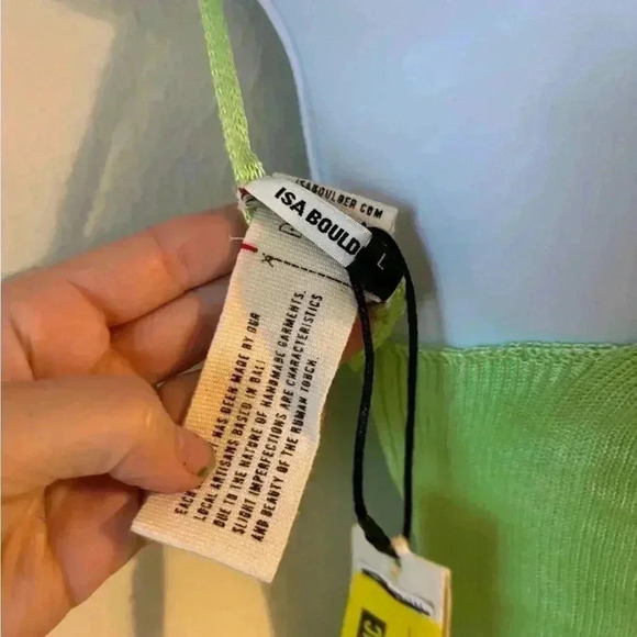 ISA BOULDER
Green‎ Distressed Jelly Tank - Picture 2 of 6